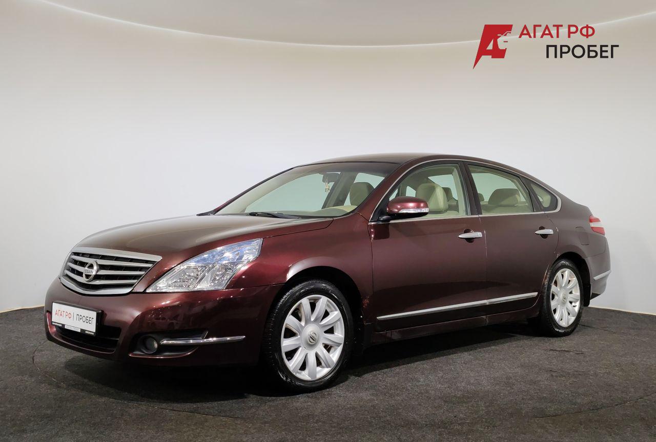 Nissan Teana — фото 1