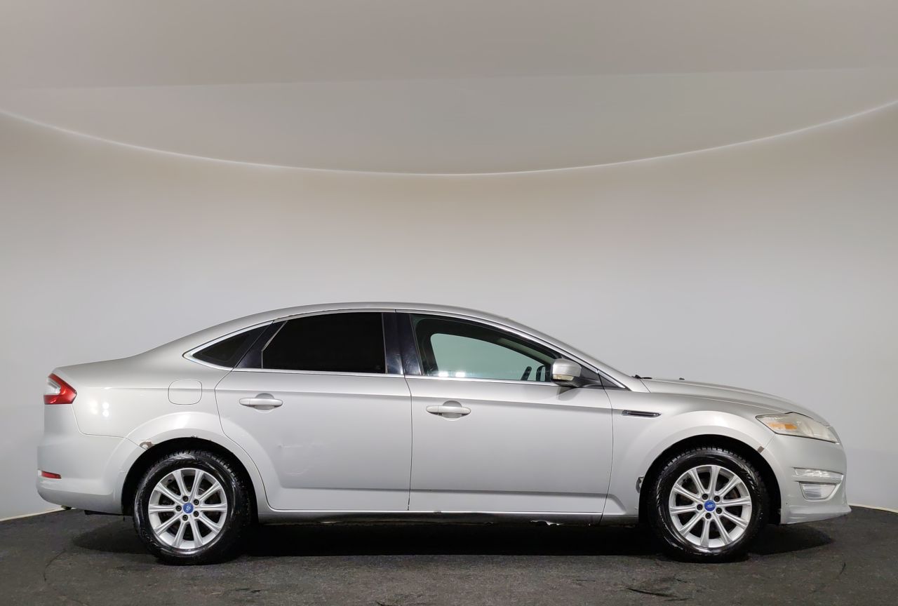 Ford Mondeo — фото 4