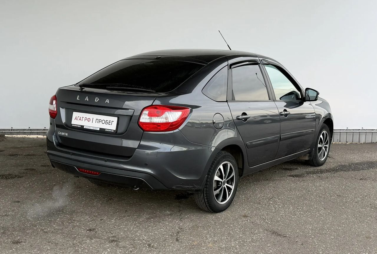 LADA Granta лифтбек — фото 5