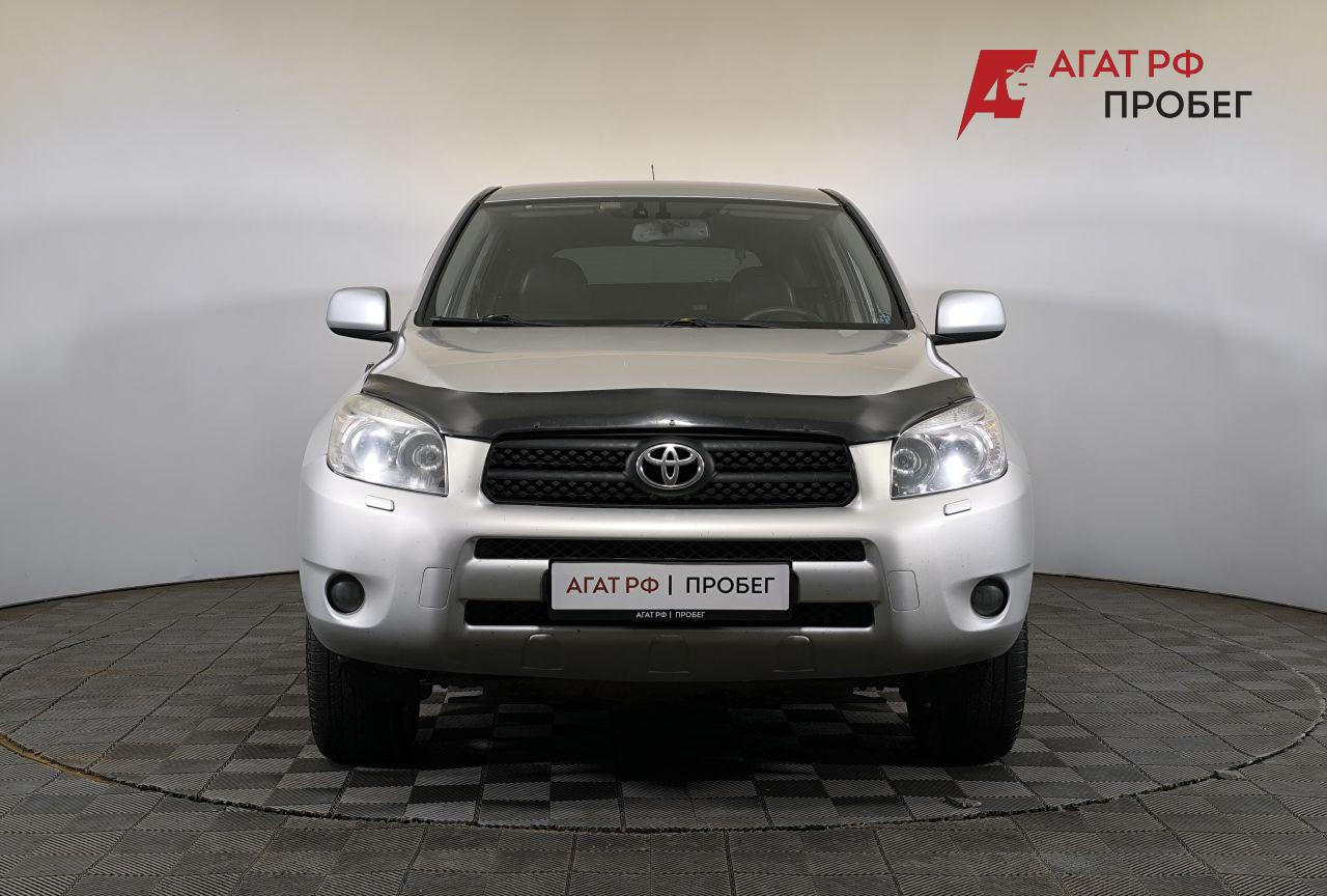 Toyota RAV 4 — фото 2