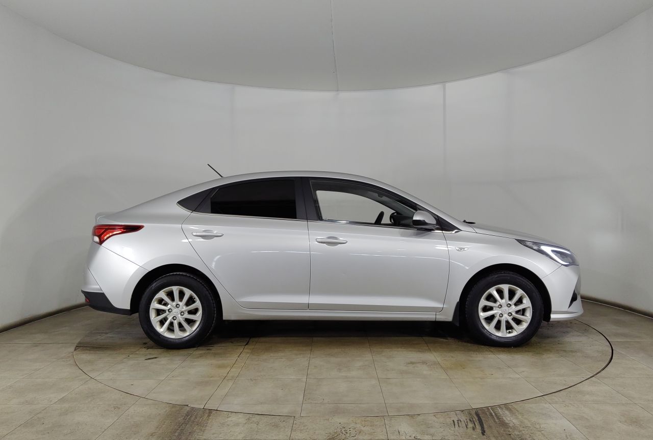 Hyundai Solaris — фото 4