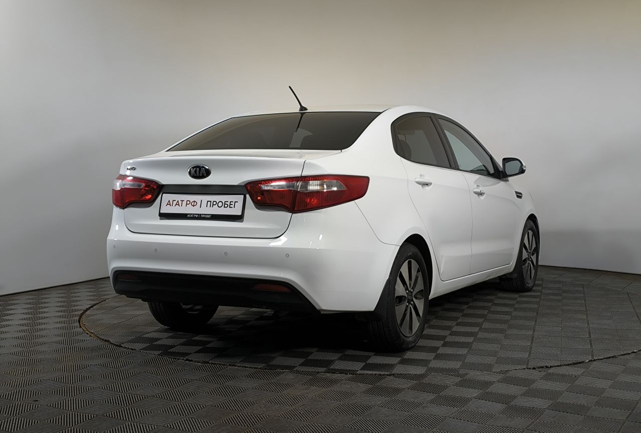Kia Rio — фото 4