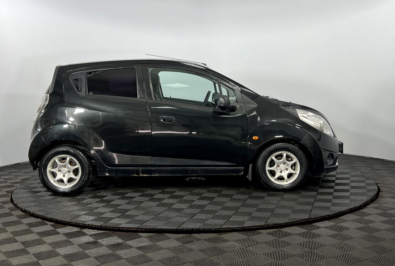 Chevrolet Spark — фото 5