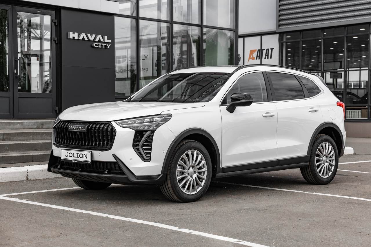 Haval JOLION I Рестайлинг Премиум 1,5T полный привод робот. 26 г.в. 24 м.г.