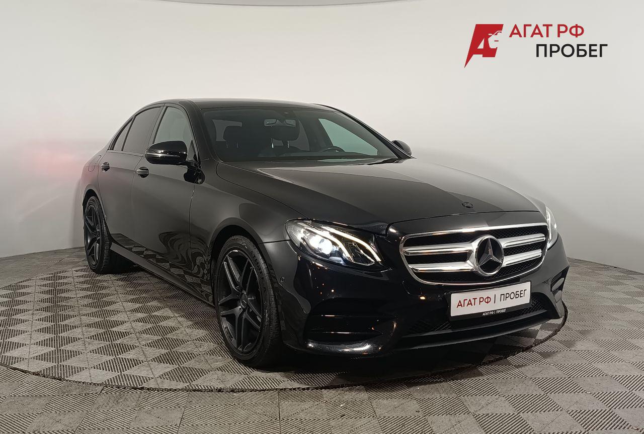 Mercedes-Benz E-Класс седан — фото 1