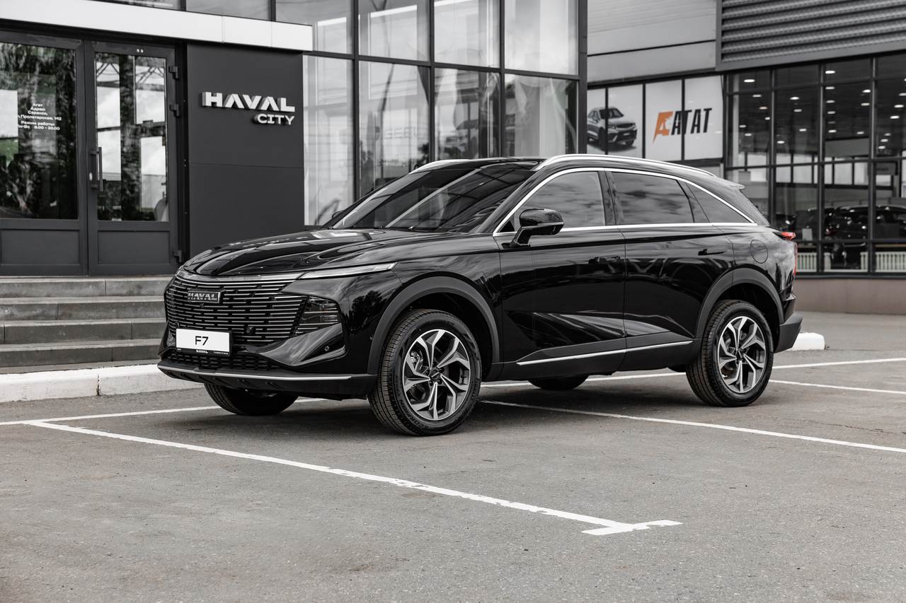Haval F7 II Премиум 2.0T 192 робот. полный привод 26 г.в. 24 м.г.