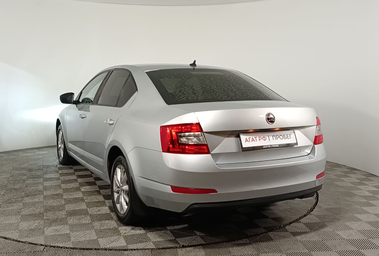 ŠKODA Octavia — фото 5