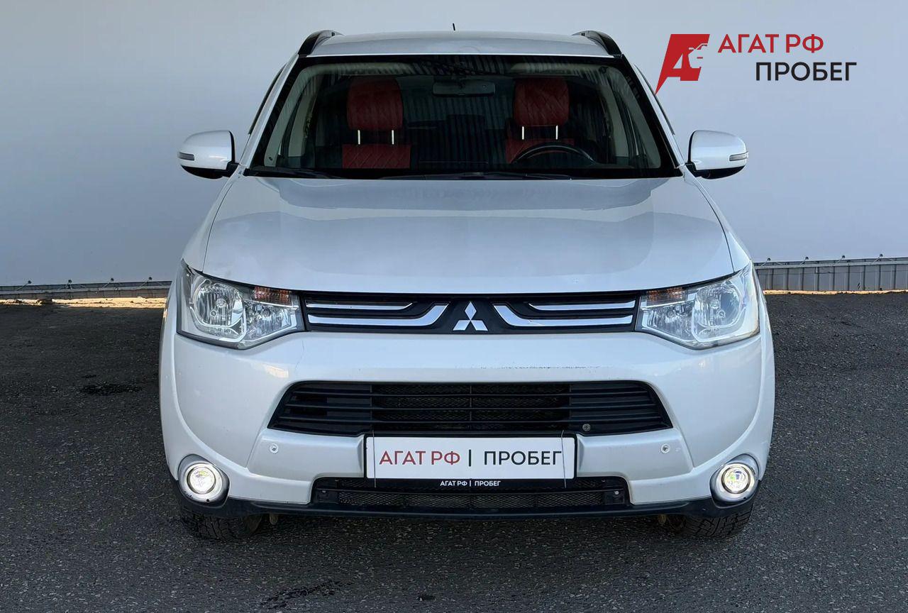 Mitsubishi Outlander — фото 2