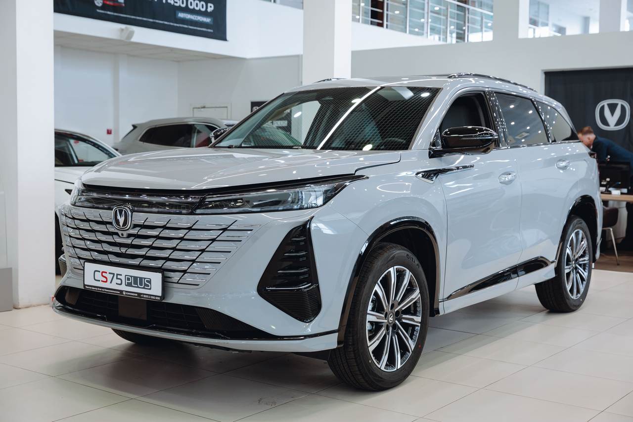 Changan CS75PLUS III 1.5T AT Comfort 2WD 24PY