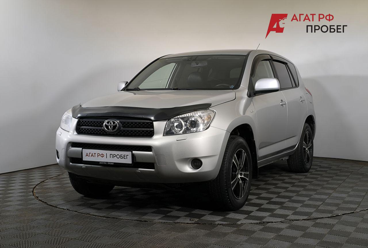 Toyota RAV 4 — фото 1