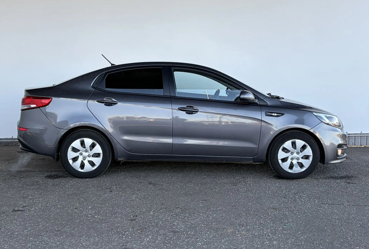 Kia Rio — фото 4