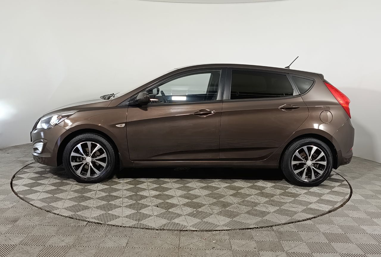 Hyundai Solaris хэтчбек — фото 4