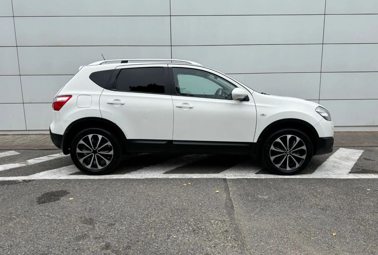 Nissan Qashqai — фото 4