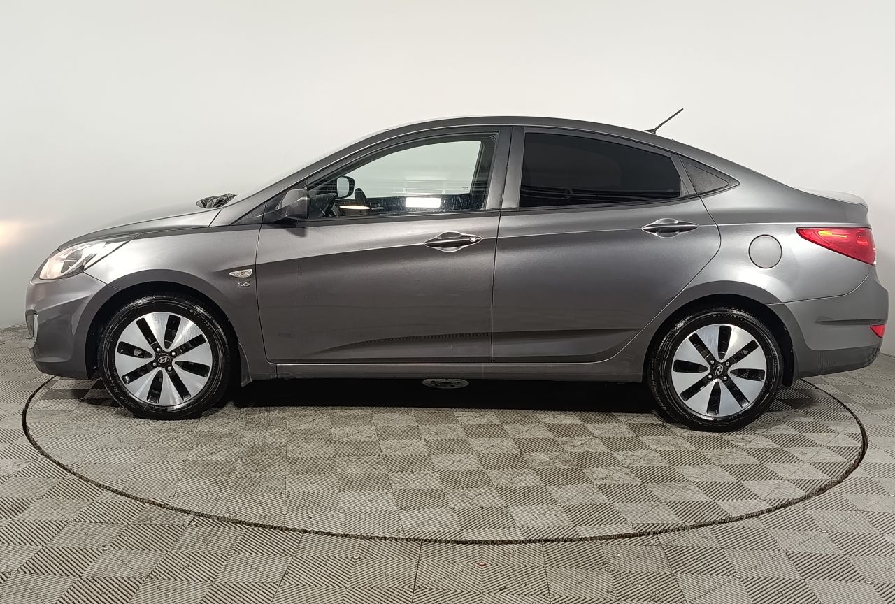 Hyundai Solaris — фото 4