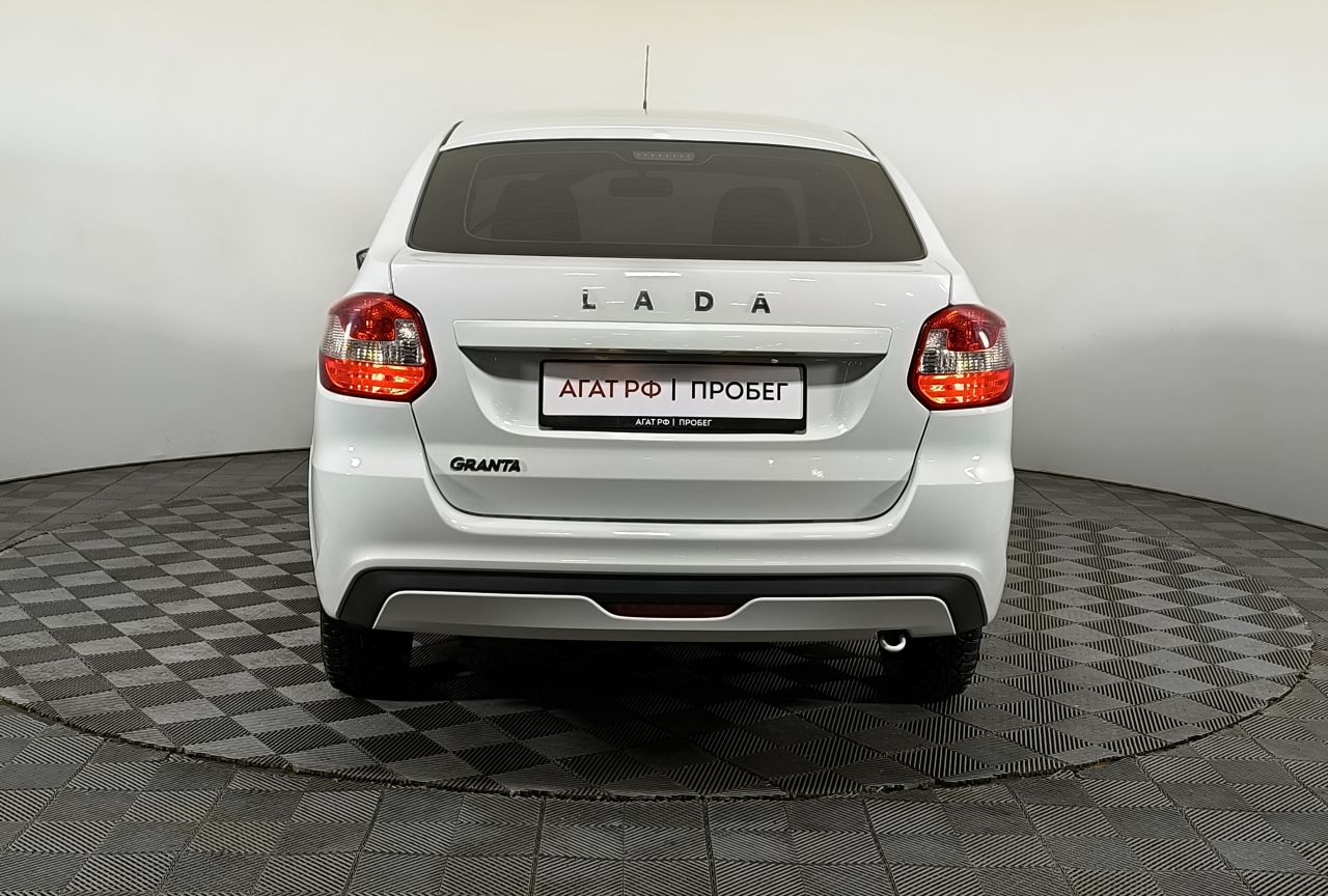 LADA Granta лифтбек — фото 5