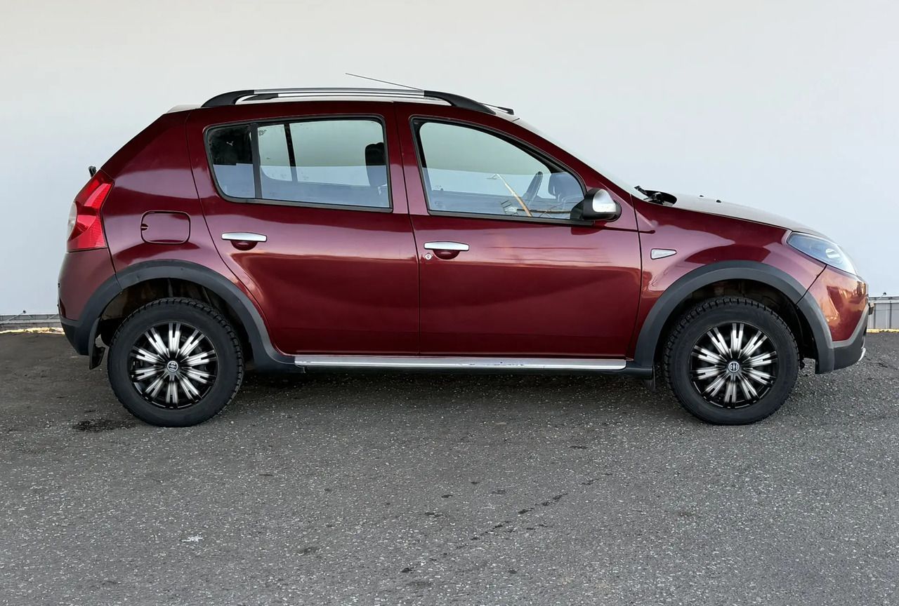 Renault Sandero Stepway — фото 4