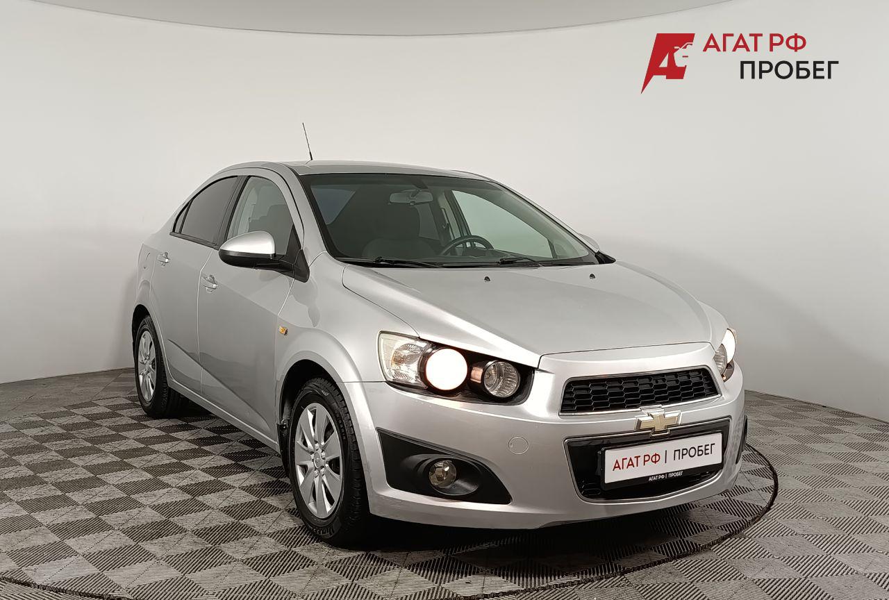 Chevrolet Aveo Sedan — фото 1