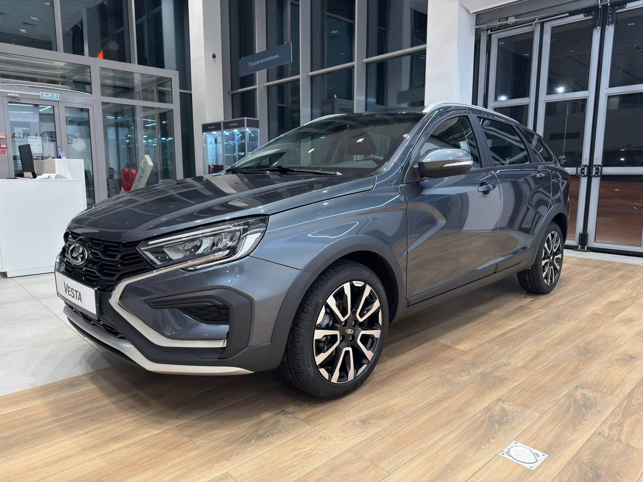 LADA Vesta [Универсал Кросс] SW Cross Драйв