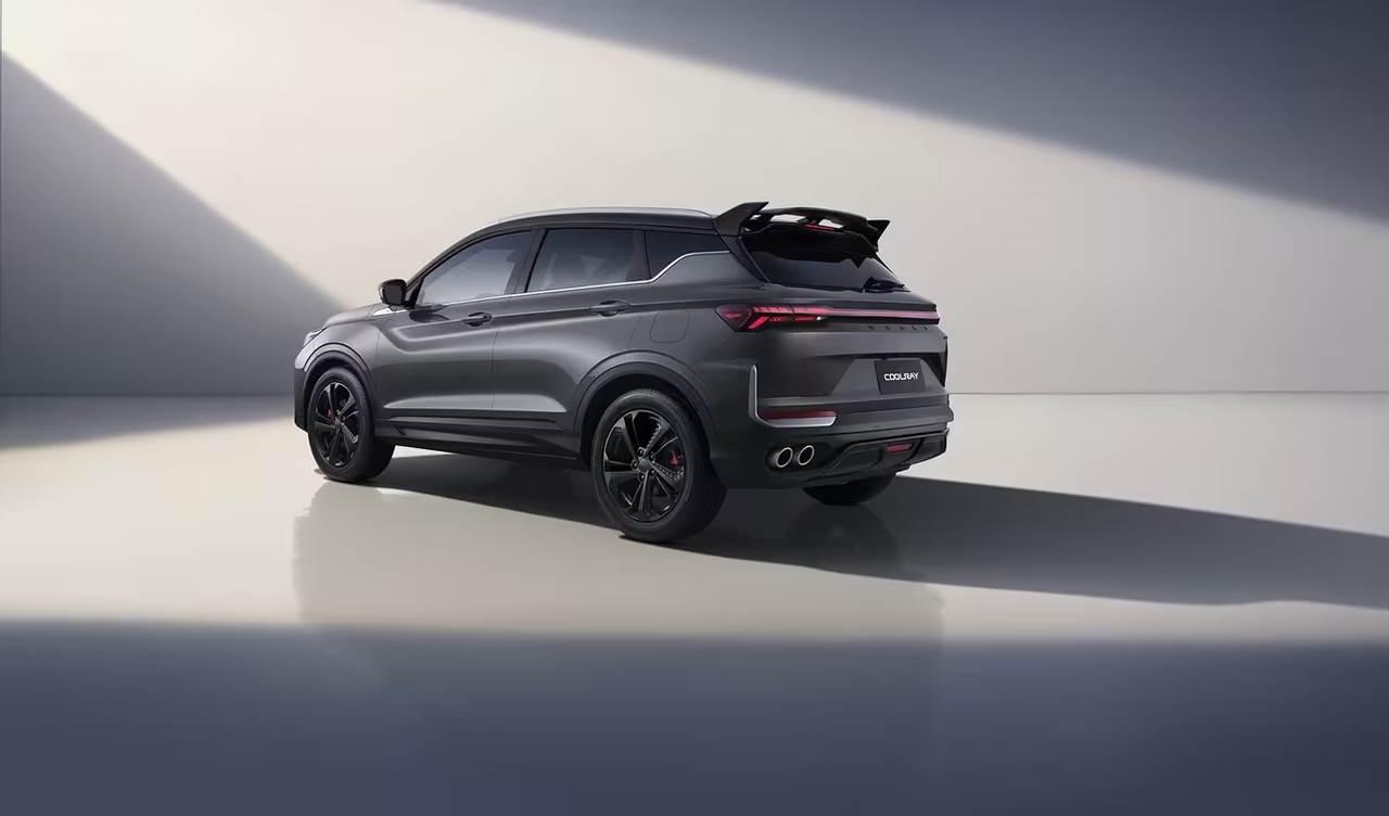 Компания Geely представляет новую комплектацию кроссовера Geely Coolray на российском рынке