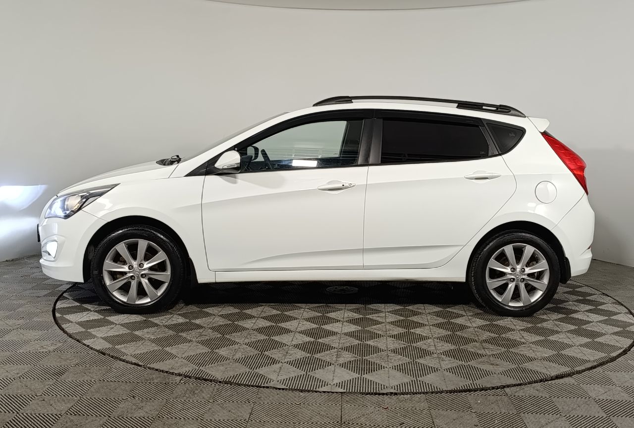 Hyundai Solaris хэтчбек — фото 4