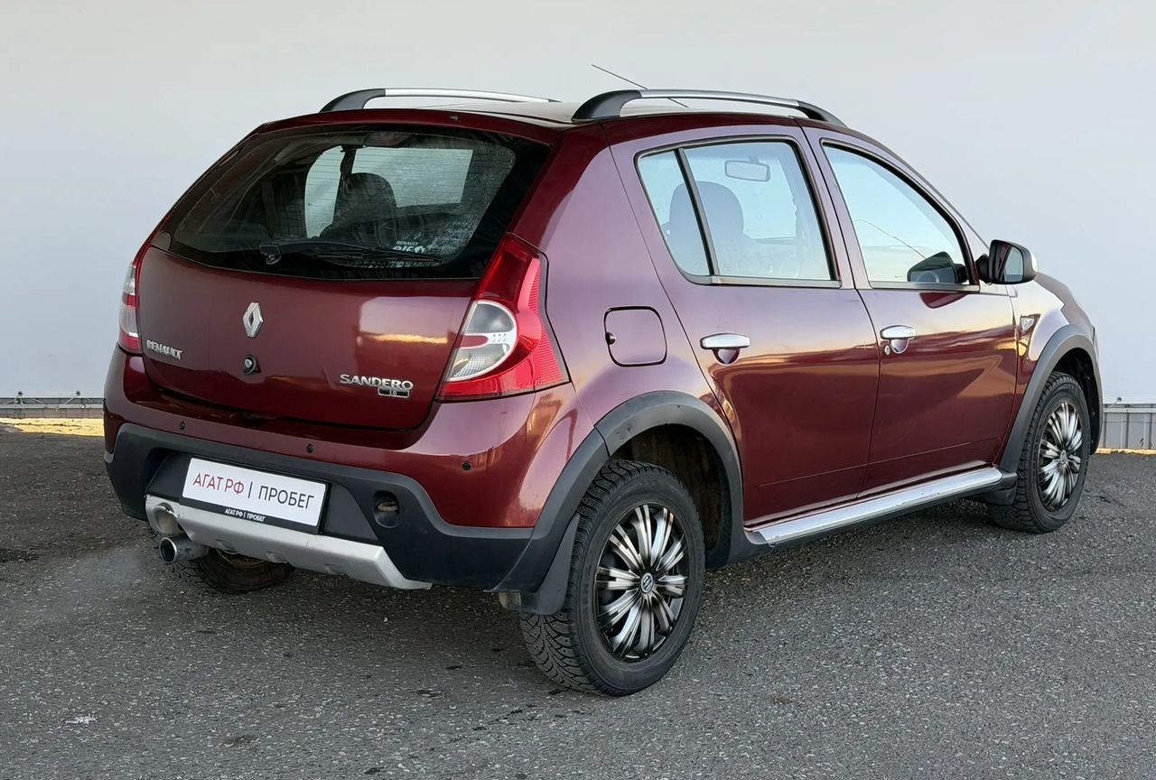 Renault Sandero Stepway — фото 5