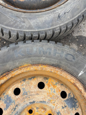 Колеса Kumho  Зимние шипованные 175/65/15