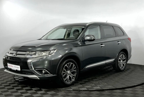 Mitsubishi Outlander 2015 года с пробегом 126 235 км