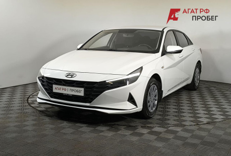Hyundai Elantra 2021 года с пробегом 43 182 км