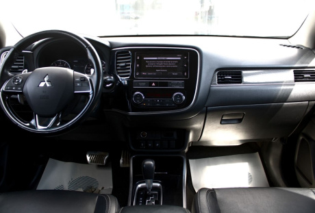 Mitsubishi Outlander 2019 года с пробегом 68 018 км, фото 16