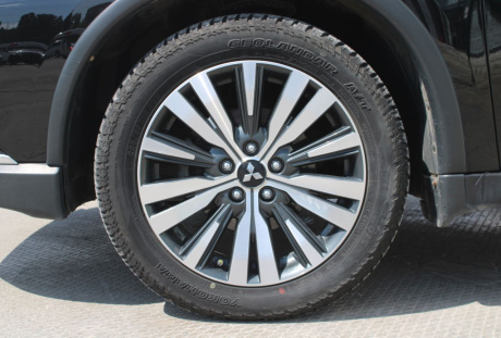 Mitsubishi Outlander 2019 года с пробегом 68 018 км, фото 11