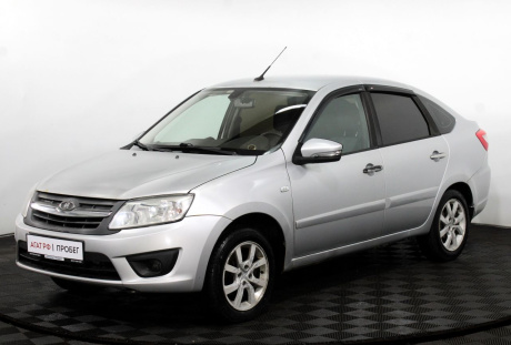 LADA Granta лифтбек 2015 года с пробегом 139 121 км