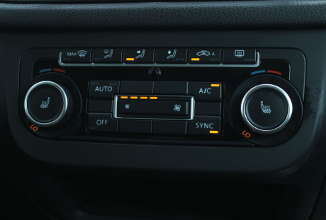 Volkswagen Tiguan 2012 года с пробегом 166 449 км, фото 19