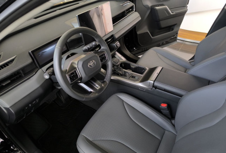 Toyota RAV 4 2026 года с пробегом 44 км, фото 8