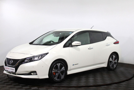 Nissan Leaf II 2018 года с пробегом 60 712 км