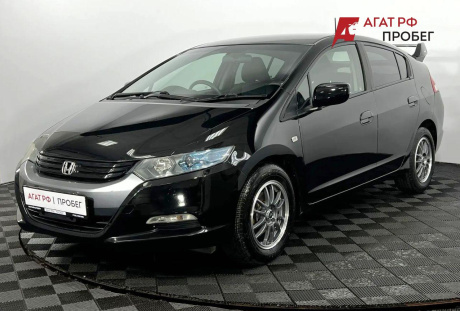 Honda Insight 2010 года с пробегом 201 948 км