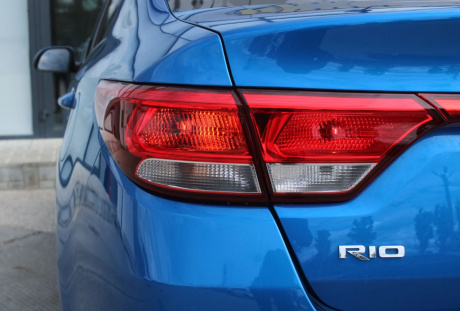 Kia Rio 2018 года с пробегом 146 581 км, фото 10