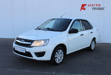 LADA Granta седан 2018 года с пробегом 93 034 км