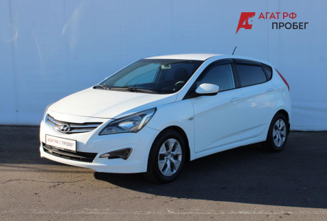 Hyundai Solaris хэтчбек 2014 года с пробегом 104 230 км