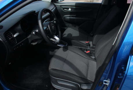 Kia Rio 2018 года с пробегом 146 581 км, фото 14