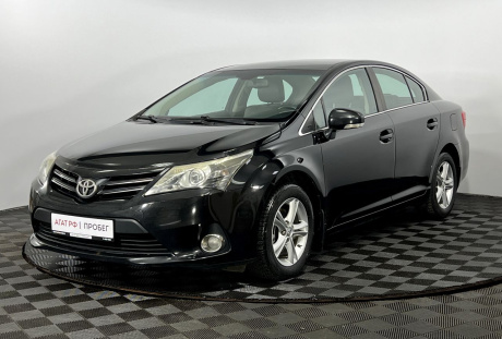 Toyota Avensis 2012 года с пробегом 93 369 км