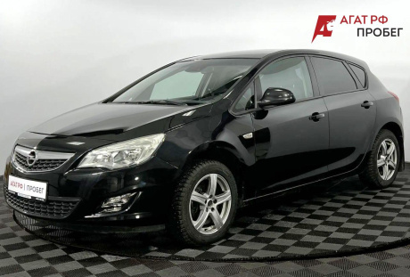 Opel Astra 2011 года с пробегом 220 001 км