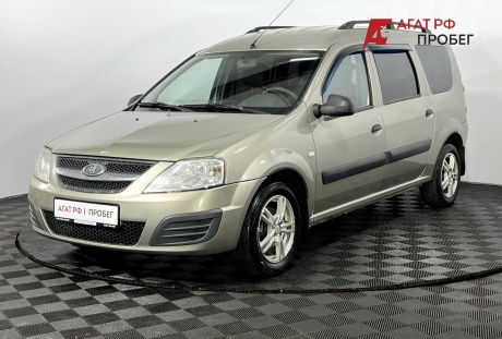 LADA Largus Caravan 2014 года с пробегом 138 847 км