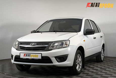 LADA Granta лифтбек 2015 года с пробегом 177 189 км