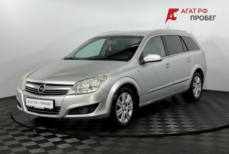 Opel Astra универсал 2008 года с пробегом 228 600 км