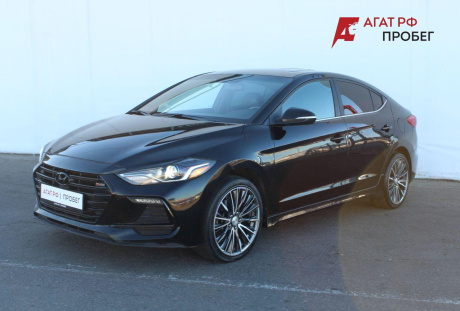 Hyundai Elantra 2017 года с пробегом 142 000 км