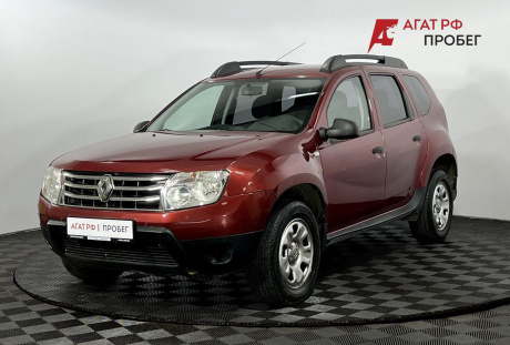 Renault Duster 2014 года с пробегом 126 000 км