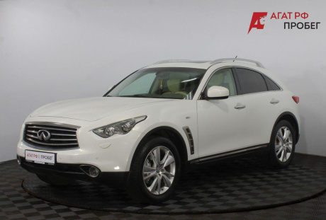 INFINITI FX 37 2011 года с пробегом 98 000 км