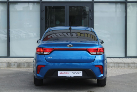 Kia Rio 2018 года с пробегом 146 581 км, фото 6