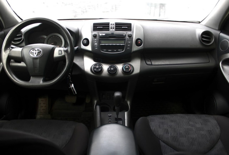 Toyota RAV 4 2012 года с пробегом 210 279 км, фото 15