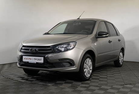 LADA Granta седан 2019 года с пробегом 110 964 км